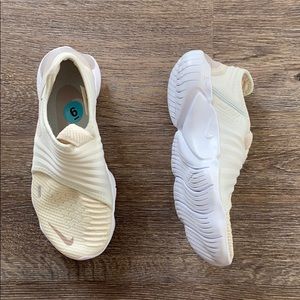 Nike free rn fly knit 3.0 size 6 running shoes